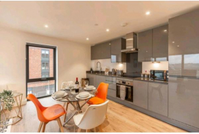 B90 Contractor & Family Stays Near NEC BHM Airport